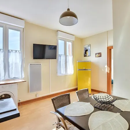 Khristina Appartement *